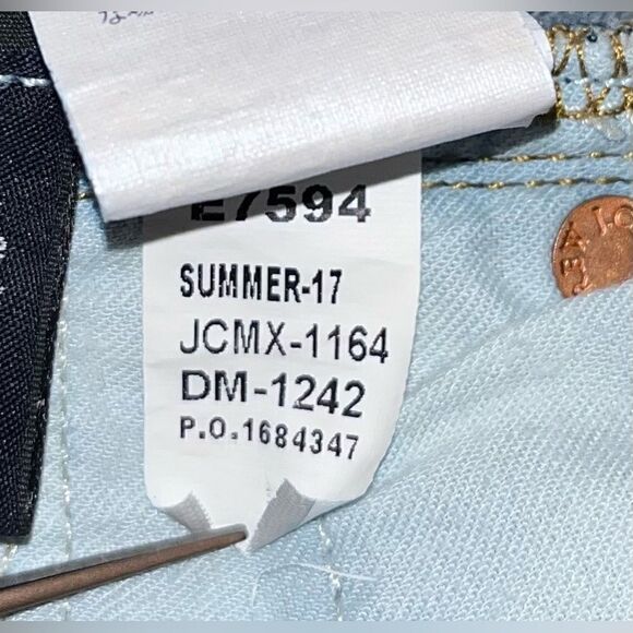 J Crew Jean Denim Shorts Size 27 - Cut Offs Merrill Wash Mid Rise Stretch - Picture 5 of 6